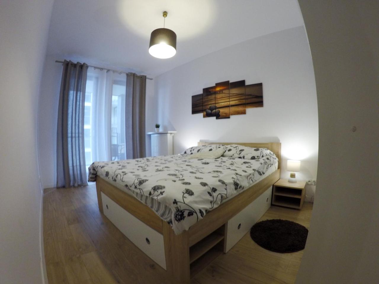 Apartament Obrzezna 3 Deluxe Warsaw Ngoại thất bức ảnh